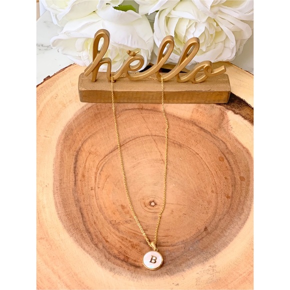 “B” Alphabet Latter Mother of Pearl Necklace - Picture 2 of 3